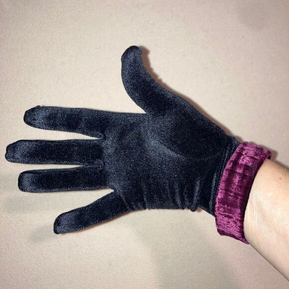 Vtg Ganteb's Silk Blend Scarf and Glove Set Made in France Burgundy Black Velvet - Picture 13 of 14